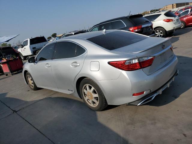 JTHBW1GG4E2059952 - 2014 LEXUS ES 300H SILVER photo 2