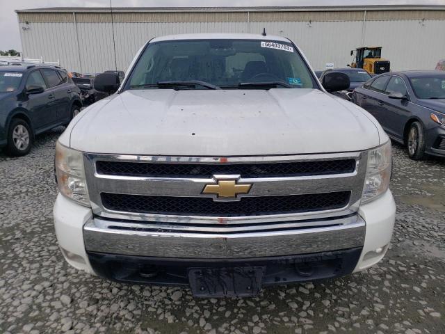 2GCEK13M371638567 - 2007 CHEVROLET SILVERADO K1500 CREW CAB WHITE photo 5