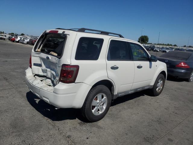 1FMCU93G69KC49821 - 2009 FORD ESCAPE XLT WHITE photo 3