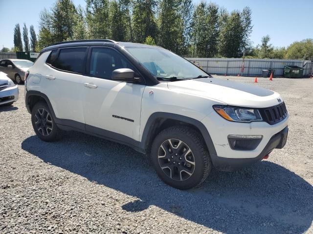 3C4NJDDB2KT627794 - 2019 JEEP COMPASS TRAILHAWK WHITE photo 4