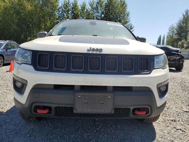 3C4NJDDB2KT627794 - 2019 JEEP COMPASS TRAILHAWK WHITE photo 5