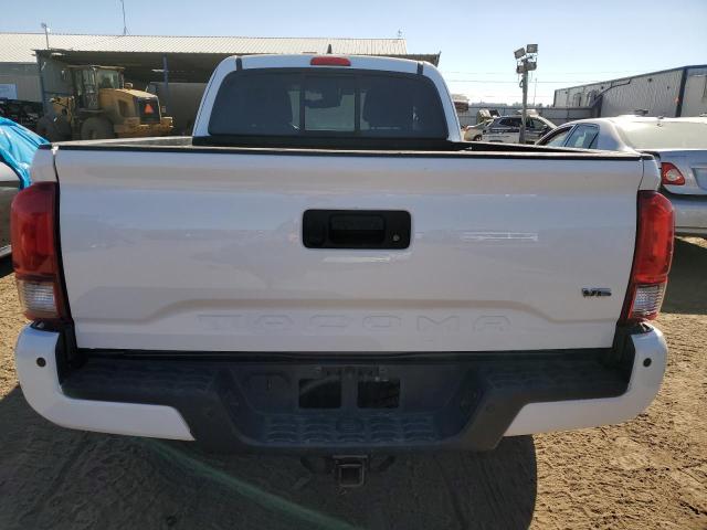 5TFSZ5AN8JX148878 - 2018 TOYOTA TACOMA ACCESS CAB თეთრი ფოტო 6