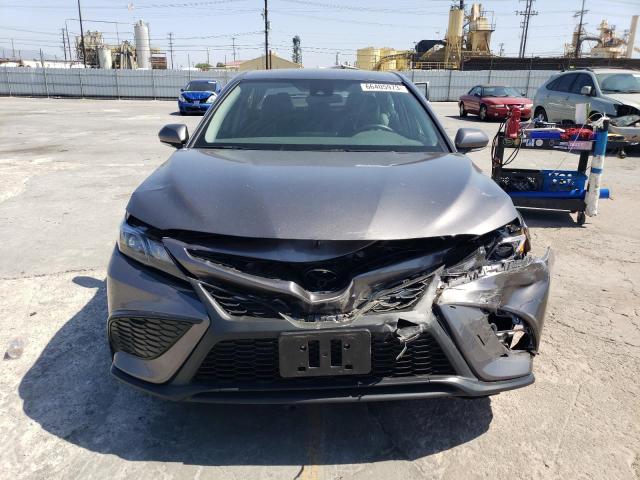 4T1G11AK2PU751455 - 2023 TOYOTA CAMRY SE NIGHT SHADE GRAY photo 5