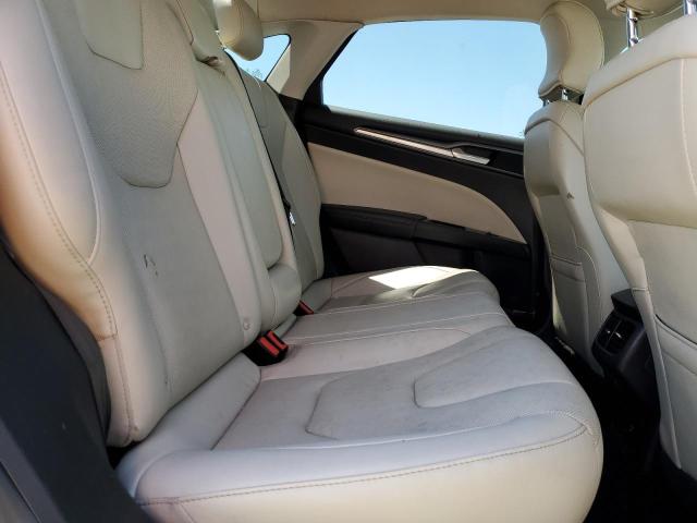 3FA6P0SU5GR206663 - 2016 FORD FUSION TITANIUM PHEV WHITE photo 10