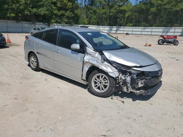JTDKARFP9H3012978 - 2017 TOYOTA PRIUS PRIM 银色 照片 4