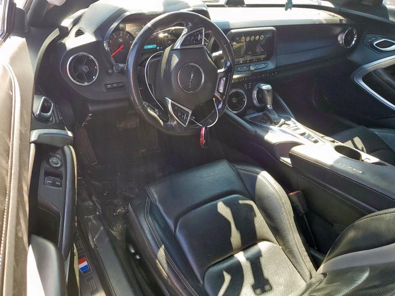 1G1FH1R78J0164129 - 2018 CHEVROLET CAMARO SS SILVER photo 8