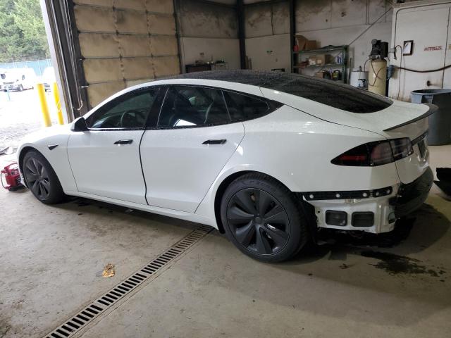5YJSA1E64NF496826 - 2022 TESLA MODEL S WHITE photo 2