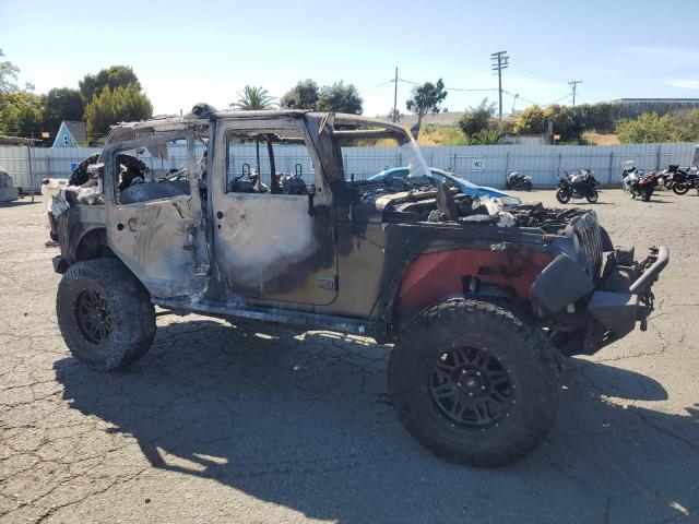 1C4BJWDG1GL193395 - 2016 JEEP WRANGLER UNLIMITED SPORT BLACK photo 4