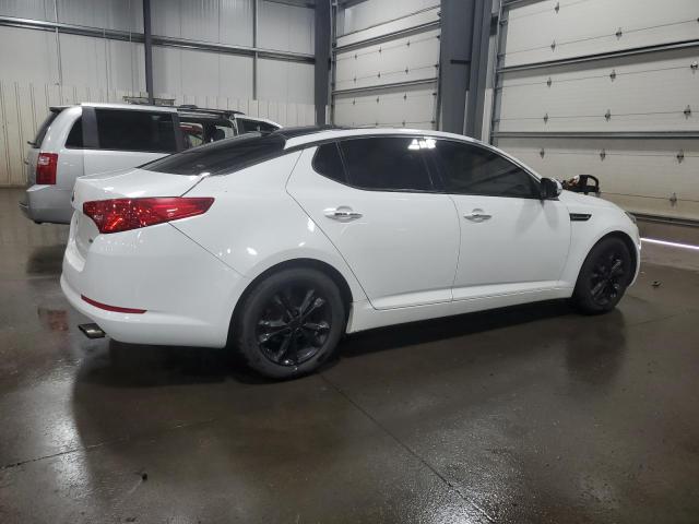 5XXGN4A7XDG244858 - 2013 KIA OPTIMA EX WHITE photo 3