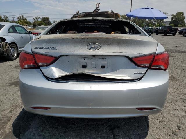 5NPEC4AC4CH471606 - 2012 HYUNDAI SONATA SE SILVER photo 6