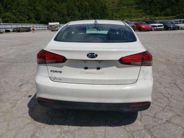 3KPFK4A74HE111130 - 2017 KIA FORTE LX WHITE photo 6