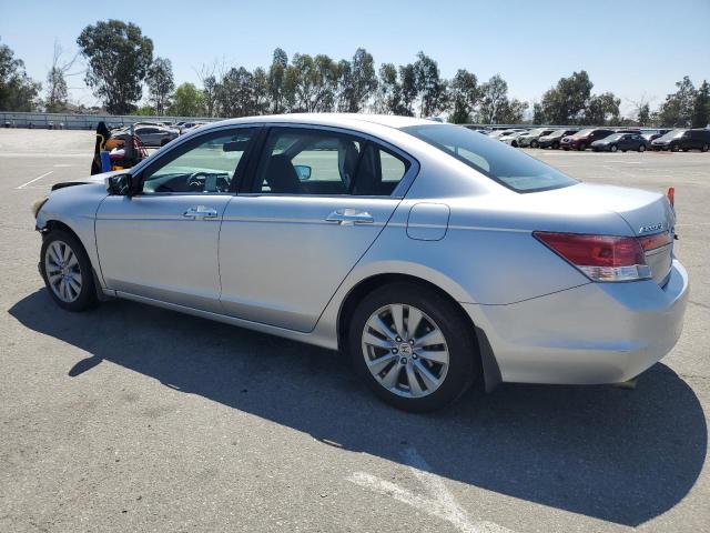 1HGCP3F81CA032396 - 2012 HONDA ACCORD EXL SILVER photo 2