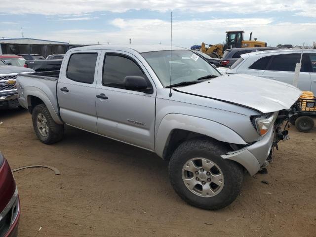 5TELU42N16Z166487 - 2006 TOYOTA TACOMA DOUBLE CAB SILVER photo 4