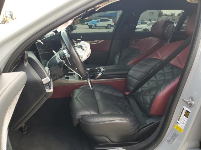 WBA23EH02PCM22276 - 2023 BMW 740 I GRAY photo 7