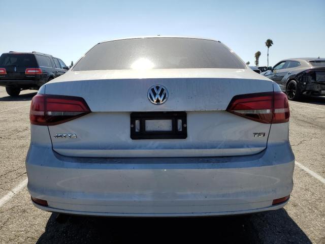 3VW2B7AJ3JM263002 - 2018 VOLKSWAGEN JETTA S 白色 照片 6