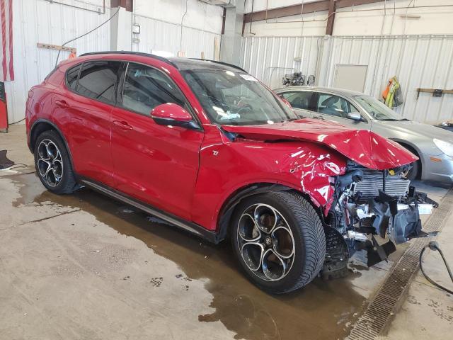 ZASPAKBN7N7D30000 - 2022 ALFA ROMEO STELVIO TI RED photo 4