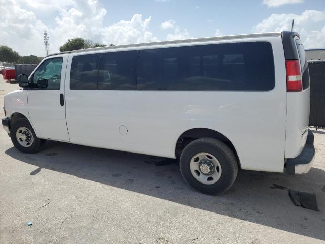 1GAZGPFG5K1220319 - 2019 CHEVROLET EXPRESS G3 LT WHITE photo 2