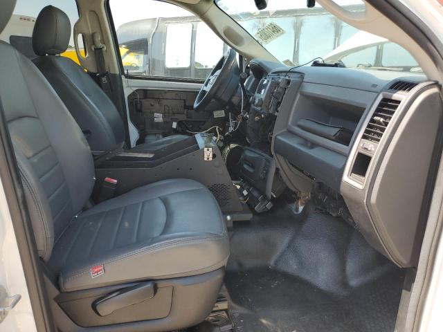 3C7WR4HJ2JG253695 - 2018 RAM 2500 ST Blanc photo 5