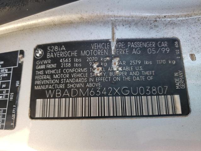 WBADM6342XGU03807 - 1999 BMW 528 I AUTOMATIC Արծաթագույն լուսանկար 10