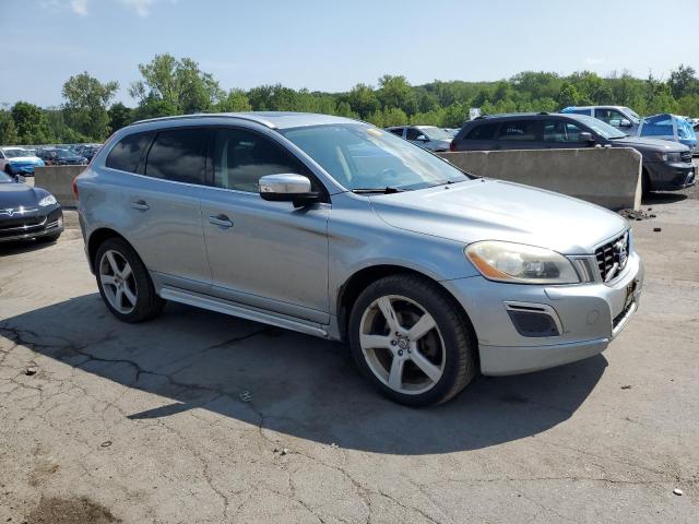 YV4992DZ6A2106957 - 2010 VOLVO XC60 T6 SILVER photo 4
