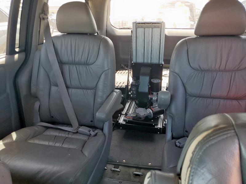 5FNRL38798B098265 - 2008 HONDA ODYSSEY EXL 银色 照片 10