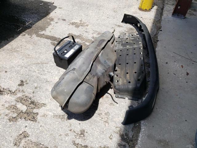 5TEGN92N02Z112782 - 2002 TOYOTA TACOMA DOUBLE CAB PRERUNNER RED photo 12