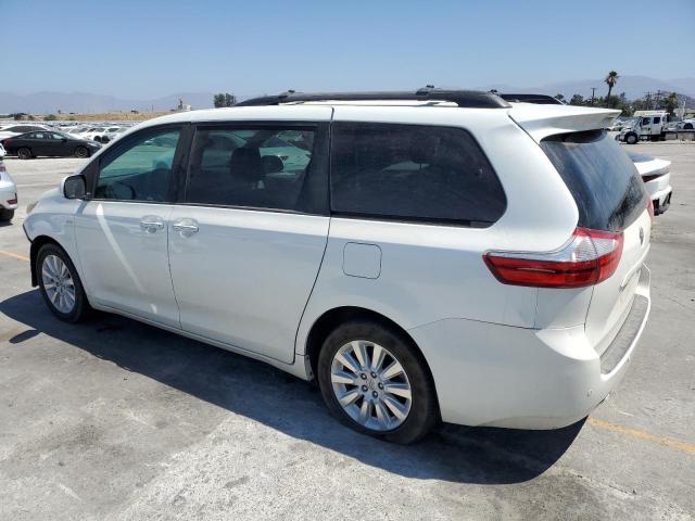 5TDDK3DC2GS141693 - 2016 TOYOTA SIENNA XLE WHITE photo 2