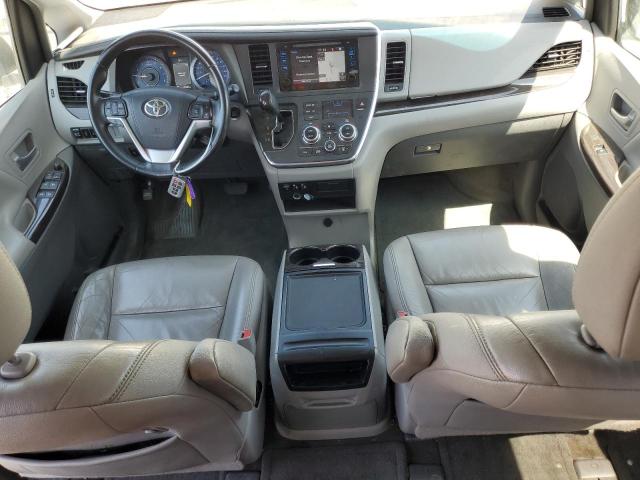 5TDDK3DC2GS141693 - 2016 TOYOTA SIENNA XLE WHITE photo 8