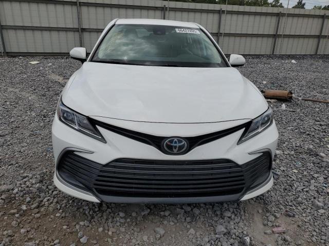4T1C11AK2NU668796 - 2022 TOYOTA CAMRY LE 白色 照片 5