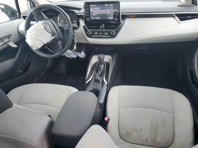 5YFEPMAEXMP180859 - 2021 TOYOTA COROLLA LE Plata foto 8