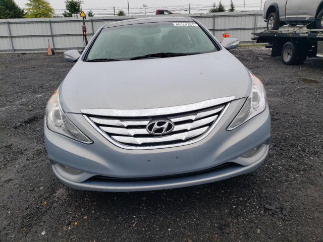 5NPEC4AC2EH904827 - 2014 HYUNDAI SONATA SE SILVER photo 5