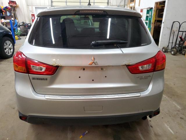 4A4AR3AU4DE022503 - 2013 MITSUBISHI OUTLANDER ES SILVER photo 6