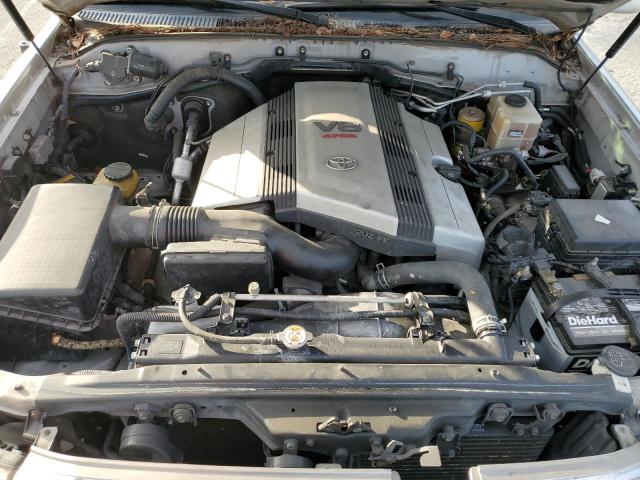 JTEHT05J672110766 - 2007 TOYOTA LAND CRUIS SILVER photo 12