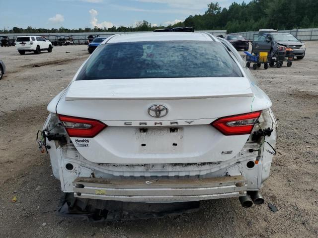 4T1B11HK0JU638143 - 2018 TOYOTA CAMRY L WHITE photo 6