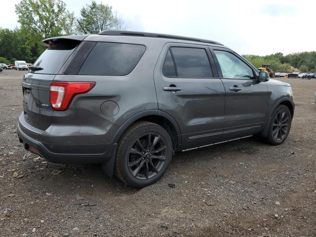 1FM5K8D89JGA23263 - 2018 FORD EXPLORER XLT رمادي صورة 3