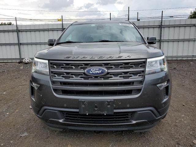 1FM5K8D89JGA23263 - 2018 FORD EXPLORER XLT رمادي صورة 5