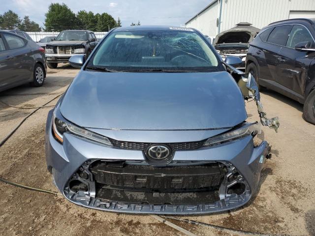 5YFBPRBE2LP128669 - 2020 TOYOTA COROLLA LE Mavi fotoğraf 5