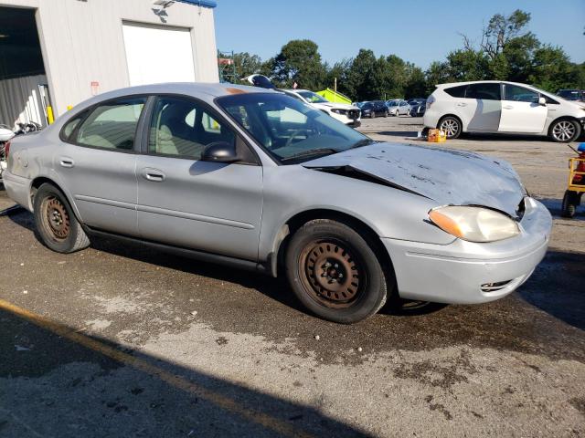 1FAFP53U75A126266 - 2005 FORD TAURUS SE SILVER photo 4