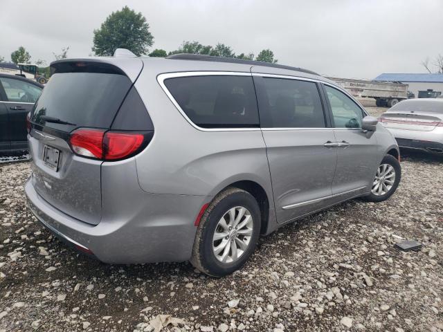 2C4RC1BG3HR524503 - 2017 CHRYSLER PACIFICA TOURING L SILVER photo 3
