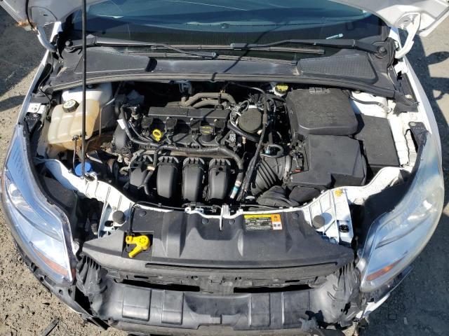 1FAHP3F2XCL458145 - 2012 FORD FOCUS SE WHITE photo 11