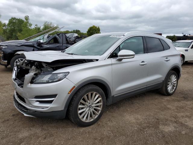 5LMCJ1C93KUL42525 - 2019 LINCOLN MKC SILVER photo 1