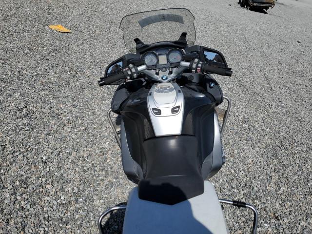 WB1044001EZW23476 - 2014 BMW R1200 RT SILVER photo 6