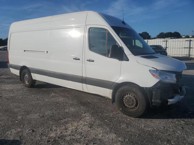 W1W4DCHY1MT052649 - 2021 MERCEDES-BENZ SPRINTER 2500 WHITE photo 4