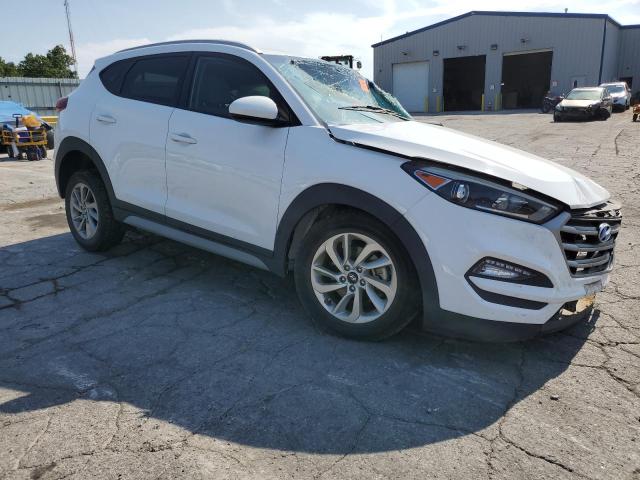 KM8J3CA45JU679686 - 2018 HYUNDAI TUCSON SEL WHITE photo 4