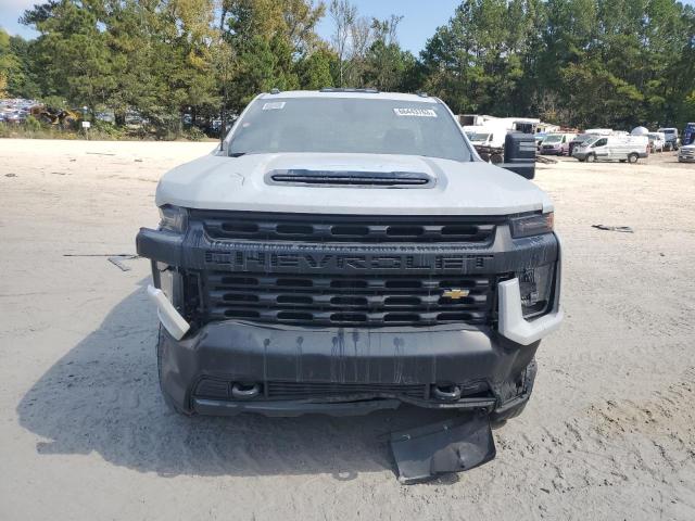 1GB3YSE74NF343488 - 2022 CHEVROLET SILVERADO K3500 WHITE photo 5