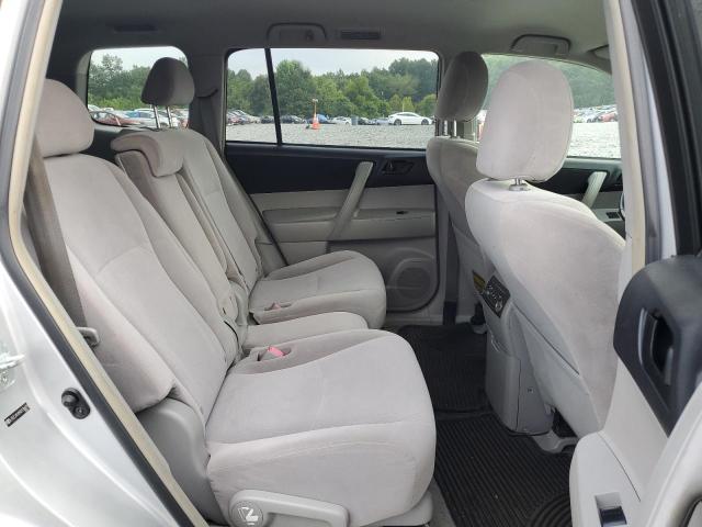 JTEES41A592136619 - 2009 TOYOTA HIGHLANDER SILVER photo 11