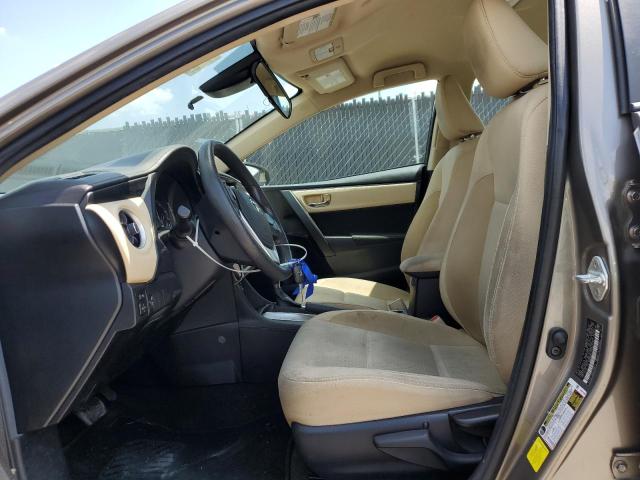 2T1BURHEXJC108411 - 2018 TOYOTA COROLLA L Қоңыр фото 7