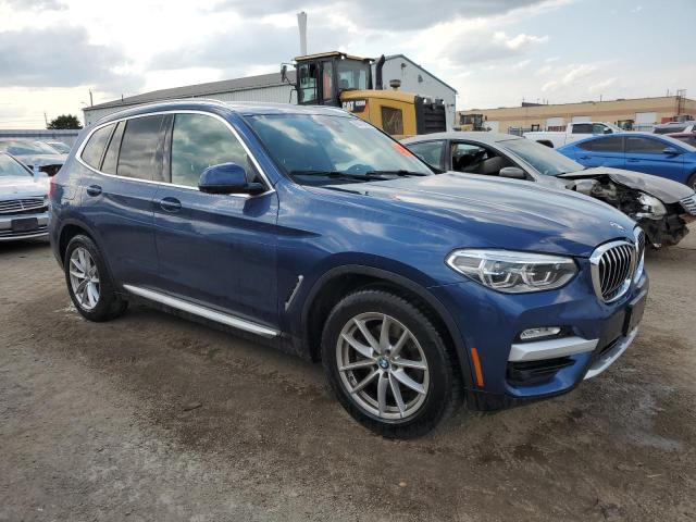 5UXTR9C52JLD67031 - 2018 BMW X3 XDRIVE30I BLUE photo 4