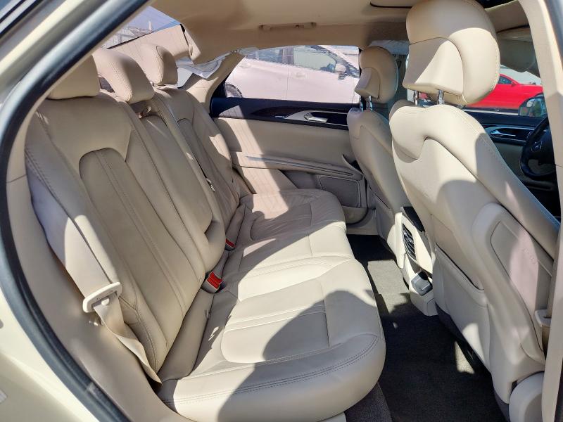 3LN6L2G92GR621683 - 2016 LINCOLN MKZ TAN photo 10