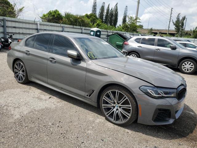 WBA13BK09MCF93639 - 2021 BMW M550XI GRAY photo 4